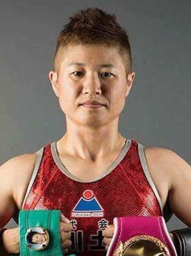 藤岡 奈穂子
